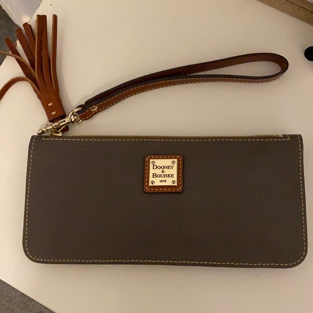 Dooney & Bourke Wallet wristlet